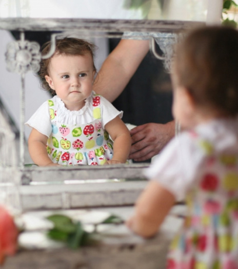 Безопасное зеркало для детей