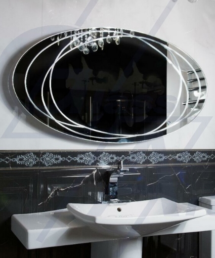 Зеркало с гравировкой в ванной